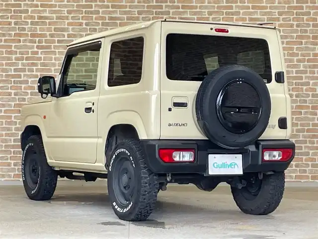 スズキ ジムニー XC 岩手県 2022(令4)年 3.9万km シフォンアイボリーM ４WD/ターボ/衝突被害軽減システム/ダウンヒルアシスト/レーンアシスト/横滑り防止装置/アイドリングストップ/純正ディスプレイオーディオ/背面タイヤ/オートエアコン/シートヒーター/エンジンスターター/LEDヘッドライト