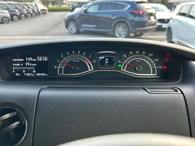 ホンダ Ｎ ＢＯＸ カスタム EX ターボ 静岡県 2022(令4)年 2.1万km クリスタルブラックパール 純正SDナビ（BT接続、CDチェンジャー、フルセグTV、DVD再生機能有り）/前後ドライブレコーダー/バックカメラ/両側パワースライドドア/純正アルミホイール/LEDヘッドライト/MTモード付き AT/クルーズコントロール（追従走行：有）/ETC/スマートキー（スペアキー１本）/エンジンスタートボタン/パワーステアリング/パワーウィンドウ/AAC/社外フロアマット/ABS/横滑り防止装置/レーンキープアシスト/コーナーセンサー/オートライト/オートマチックハイビーム/W+サイドエアバッグ