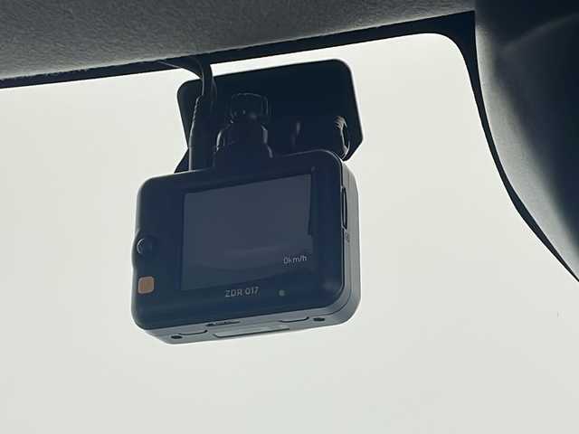 ダイハツ タント ファンクロス 愛知県 2022(令4)年 1.3万km レイクブルーメタリック 純正ナビ/・Bluetooth/・CD/DVD/・フルセグテレビ/・SD音楽録音/バックカメラ/シートヒーター/両側パワースライドドア/衝突軽減ブレーキ/レーンキープアシスト/オートマチックハイビーム/前後コーナーセンサー/前後ドライブレコーダー/LEDヘッドライト