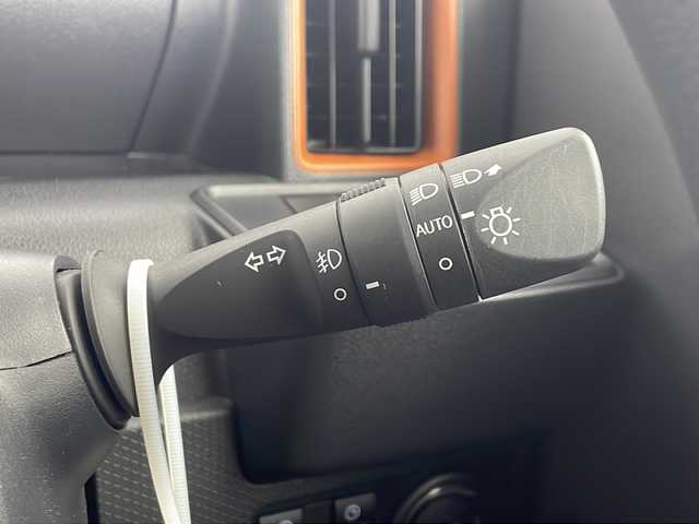 ダイハツ タント ファンクロス 愛知県 2022(令4)年 1.3万km レイクブルーメタリック 純正ナビ/・Bluetooth/・CD/DVD/・フルセグテレビ/・SD音楽録音/バックカメラ/シートヒーター/両側パワースライドドア/衝突軽減ブレーキ/レーンキープアシスト/オートマチックハイビーム/前後コーナーセンサー/前後ドライブレコーダー/LEDヘッドライト