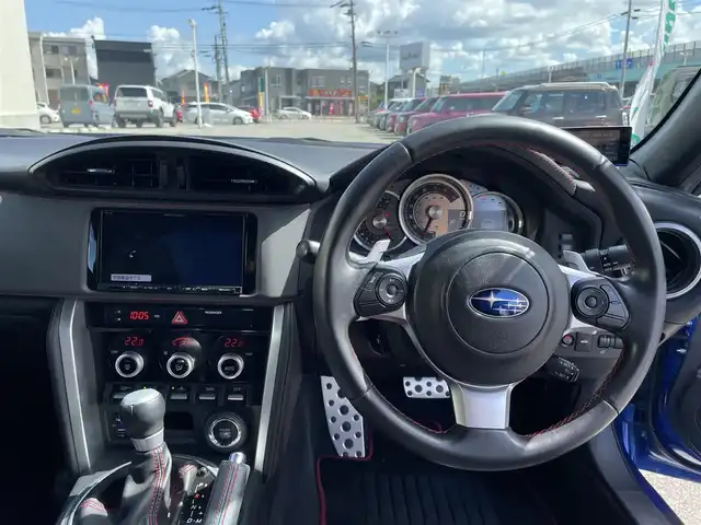 スバル ＢＲＺ S 石川県 2019(平31)年 5万km WRブルーパール ダイアトーンナビ/フルセグTV/バックカメラ/STiスポイラー/スマートキー/プッシュスタート/ハーフレザーシート/シートヒーター/クルーズコントロール/純正アルミホイール/電動ミラー/2本出しマフラー/LEDヘッドライト/ETC/保証書