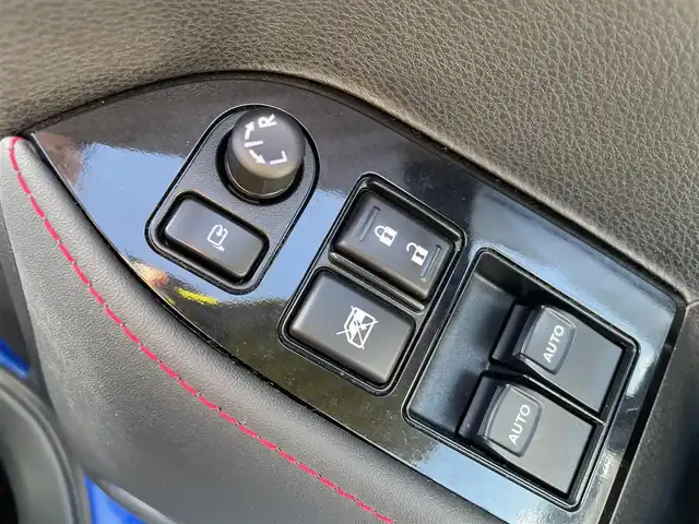 スバル ＢＲＺ S 石川県 2019(平31)年 5万km WRブルーパール ダイアトーンナビ/フルセグTV/バックカメラ/STiスポイラー/スマートキー/プッシュスタート/ハーフレザーシート/シートヒーター/クルーズコントロール/純正アルミホイール/電動ミラー/2本出しマフラー/LEDヘッドライト/ETC/保証書