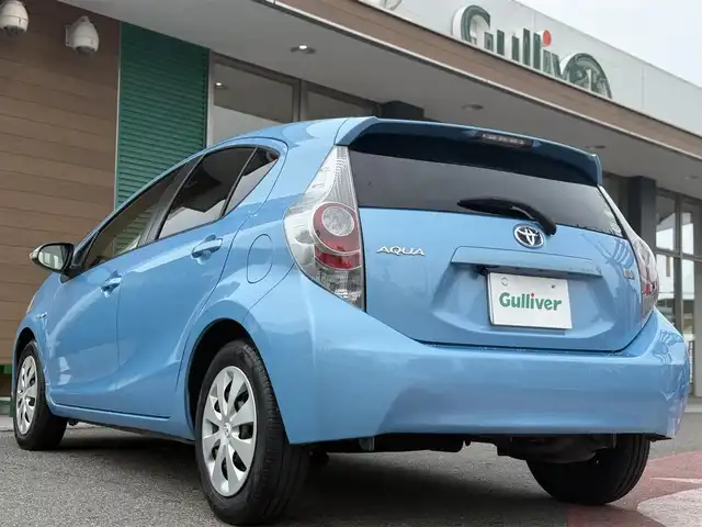 トヨタ アクア S 香川県 2013(平25)年 12.4万km クールソーダメタリック 純正SDナビ/CD/Bluetooth/ワンセグ/バックカメラ/スマートキー/プッシュスタート/前席シートヒーター/純正マット/ETC