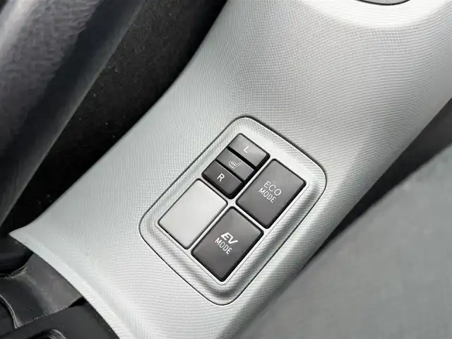 トヨタ アクア S 香川県 2013(平25)年 12.4万km クールソーダメタリック 純正SDナビ/CD/Bluetooth/ワンセグ/バックカメラ/スマートキー/プッシュスタート/前席シートヒーター/純正マット/ETC