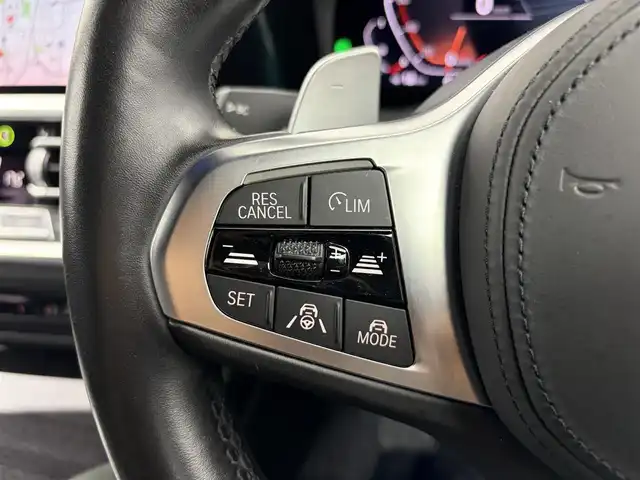 ＢＭＷ ＢＭＷ ３２０ｄ xDrive Mスポーツ EDジョイ+ 愛知県 2021(令3)年 2.8万km アルピンホワイトⅢ 4WD/ディーゼルターボ/コンフォートパッケージ/　　・パワートランクリッド/　　・サンプロテクション/純正14.9インチナビ/Bluetooth対応/全方位カメラ/ドライブレコーダー/ETC/革巻きステアリング/ステアリングリモコン/パドルシフト/本革シート/パワーシート/シートポジションメモリ機能/シートヒーター/純正LEDヘッドライト/フォグランプ/純正18インチアルミホイール/取扱説明書/保証書/スペアキー