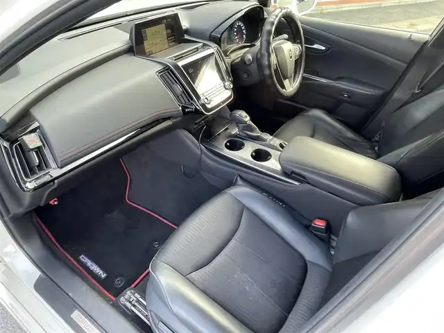 トヨタ クラウン ハイブリッド RS Four リミテッド 長野県 2020(令2)年 10.8万km ホワイトパールクリスタルシャイン 4WD/純正ナビ/・Bluetooth/TV/CD/DVD/全方位バックカメラ/純正ETC/サンルーフ/社外ドライブレコーダ前後/純フロアマット/前席パワーシート/ハーフレザーシート/前席シートヒーター/純正18インチAW/LEDオートライト/オートマチックハイビーム/BSM/ステアリングヒーター/デジタルインナーミラー正/ヘッドアップディスプレイ/社外マフラー/GPSレーダー/クルーズコントロール追走あり/スペアキー1本/スマートキー/取り扱い説明書/保証書