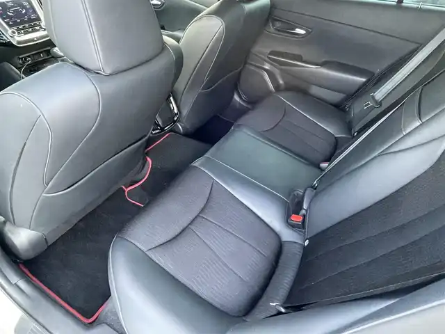 トヨタ クラウン ハイブリッド RS Four リミテッド 長野県 2020(令2)年 10.8万km ホワイトパールクリスタルシャイン 4WD/純正ナビ/・Bluetooth/TV/CD/DVD/全方位バックカメラ/純正ETC/サンルーフ/社外ドライブレコーダ前後/純フロアマット/前席パワーシート/ハーフレザーシート/前席シートヒーター/純正18インチAW/LEDオートライト/オートマチックハイビーム/BSM/ステアリングヒーター/デジタルインナーミラー正/ヘッドアップディスプレイ/社外マフラー/GPSレーダー/クルーズコントロール追走あり/スペアキー1本/スマートキー/取り扱い説明書/保証書