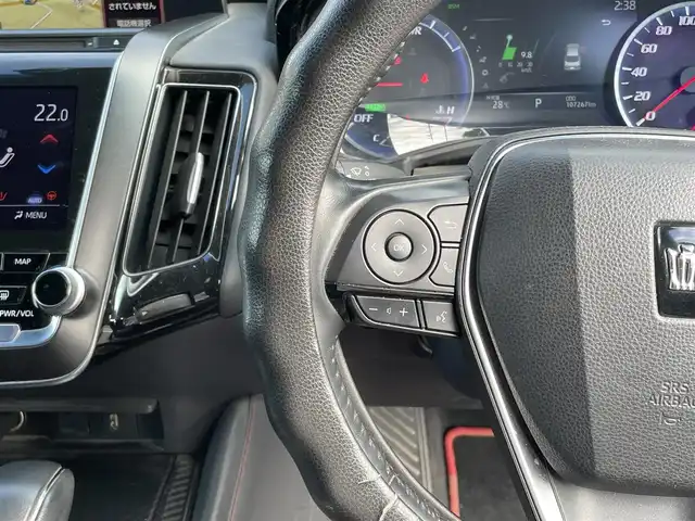 トヨタ クラウン ハイブリッド RS Four リミテッド 長野県 2020(令2)年 10.8万km ホワイトパールクリスタルシャイン 4WD/純正ナビ/・Bluetooth/TV/CD/DVD/全方位バックカメラ/純正ETC/サンルーフ/社外ドライブレコーダ前後/純フロアマット/前席パワーシート/ハーフレザーシート/前席シートヒーター/純正18インチAW/LEDオートライト/オートマチックハイビーム/BSM/ステアリングヒーター/デジタルインナーミラー正/ヘッドアップディスプレイ/社外マフラー/GPSレーダー/クルーズコントロール追走あり/スペアキー1本/スマートキー/取り扱い説明書/保証書