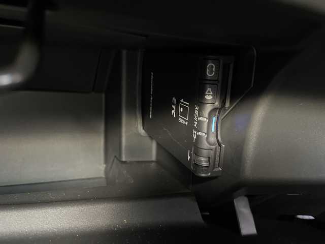 ホンダ Ｓ６６０ α 石川県 2018(平30)年 1.3万km パール クルーズコントロール　スマートキー　プッシュスタート　ＬＥＤヘッドライト　ＥＴＣ　電動ミラー　純正アルミホイール　６速ＭＴ