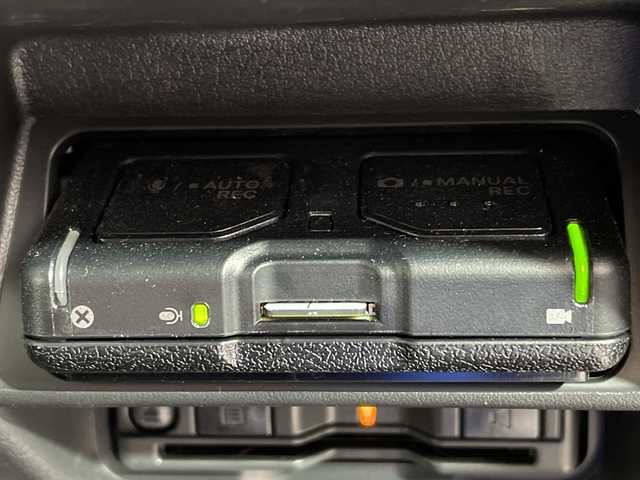 マツダ ＣＸ－３０ 20S プロアクティブツーリングセレ 神奈川県 2023(令5)年 1万km スノーフレイクホワイトパールマイカ 純正10.25インチンナビ/AM/FM/フルセグTV/Bluetooth//HDMI/Applecarplay/BOSEサウンド/i-ACTIVSENSE/360°アラウンドビューモニター/シートヒーター/シートメモリー/ステアリングヒーター/パワーシート/パワーバックドア/マツダ・レーダークルーズコントロール/ナビ連動型前後ドライブレコーダー/ETC/USB端子/純正フロアマット/純正18インチAW/ブラインドスポットモニター【BSM】/アダプティブLEDヘッドライト/ハイビームコントロールシステム/車線逸脱警報システム/ディスタンス＆・スピード・アラート/レーンキープアシスト/プリクラッシュセーフティ/クリアランスソナー