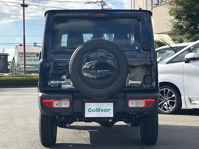 スズキ ジムニー XC 静岡県 2025(令7)年 1万km ブルーイッシュブラックパール3 エンジンスタートボタン/パワーステアリング/パワーウィンドウ/保証書/４ＷＤ/ターボ/アイドリングストップ/スマートキー/オートエアコン/クルーズコントロール/布シート/前席シートヒーター/背面タイヤ/純正アルミホイール/ＡＢＳ/横滑り防止装置/コーナーセンサー/センターデフロック/レーンキープアシスト/オートライト/オートマチックハイビーム/ダウンヒルアシストコントロール/Ｗ+サイドエアバッグ/衝突軽減システム