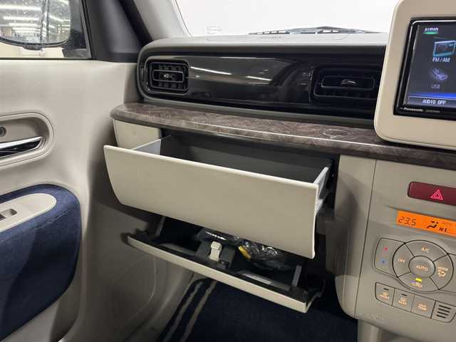 スズキ ラパン モード 三重県 2019(令1)年 7.2万km ノクターンブルーパール/ホワイト 2トーンルーフ ガソリン/FF/インパネCVT/純正 7インチワイドナビ CN-RZ743W/（FM/AM/SD/iPod/TV/USB/Bluetooth/MEMORY MUSIC/CD/DVD/VTR）/【OP】全方位モニター/ドライブレコーダー 前方/ビルトイン ETC/・安全装備/・デュアルセンサーブレーキサポート/・車線逸脱警報機能/・ふらつき警報機能/・標識認識機能（車両進入禁止、はみ出し通行禁止、最高速度）/・リヤパーキングセンサー/・誤発進抑制機能、後方誤発進抑制機能/・4輪ABS［EBD（電子制動力配分）付］/装備/・シートヒーター（D）/・オートライトシステム/・HIDヘッドライト（オートレベリング機構付）/・ハイビームアシスト/・プッシュスタート/・スマートキーシステム/・オートエアコン/・電動格納ドアミラー/・社外 14inAW＋冬タイヤ/・予備スマートキーx1