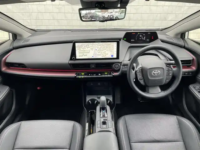 トヨタ プリウス Z 愛知県 2023(令5)年 1.7万km プラチナホワイトパールマイカ 60プリウス Zグレード （2000ccハイブリッド）/・純正ディスプレイオーディオ（ナビ機能付き）/・フルセグテレビ/・Bluetooth/USB接続機能/・ETC2.0/・合成皮革シート/・パワーシート（運転席）/・シートヒーター（運転席・助手席）/・シートベンチレーション（運転席・助手席）/・パワーバックドア/・純正上級フロアマット/・純正19インチアルミホイール/・純正LEDヘッドライト/・オートマチックハイビーム/・衝突軽減ブレーキ/・レーンキープアシスト/・ブラインドスポットモニター/・アダプティブクルーズコントロール/・電動パーキングブレーキ/・ブレーキホールド/・アドバンスドパーク/・純正デジタルインナーミラー/・スマートキー/・オートエアコン