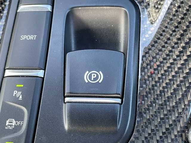 トヨタ スープラ SZ－R 静岡県 2024(令6)年 1.6万km パール 純正ナビ/USB/Bluetooth/JBLサウンド/レーダークルーズコントロール/バックカメラ/ETC/ハーフレザーシート/パワーシート/シートヒーター/HKSマフラー/プッシュスタート/スマートキー/オートライト/LEDライト