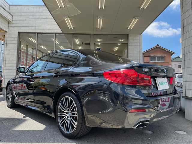 ＢＭＷ ５３０ｅ Mスポーツアイパフォーマンス 愛知県 2019(令1)年 1.7万km サファイアブラックP /当店買取/禁煙/充電ケーブルあり/ターボ//純正HDDナビ//本革シート/黒ウッドパネル/Mスポーツステアリング//フルセグTV/CD/DVD/USB/Bluetooth/ミラーリング//インテリジェントセーフティ//レーンキープ/衝突軽減ブレーキ/BSM/ACC//ハンズフリーパワートランク//全席シートヒーター/前席パワーシート//クリアランスソナー/横滑り防止//EDrive/ECOPRO/COMFORT/SPORTモード//ミラー一体型ETC//純正19AWMスポーツ//LEDヘッド/LEDフォグ/バックフォグ/Aライト/AHB//Aブレーキホールド//保証書/取説/スペアキー
