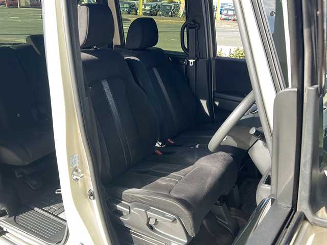 ホンダ Ｎ ＢＯＸ カスタム G L ホンダセンシング 静岡県 2018(平30)年 6.5万km プレミアムホワイトパールⅡ 純正ナビ/・CD/DVD/・MSV/SD/・FM/AM/・フルセグTV/・Bluetooth/・iPod/・USB/・HDMI/・AUX/ホンダセンシング/●衝突軽減ブレーキ〈CMBS〉/●誤発進抑制機能/●後方誤発進抑制機能/●歩行者事故低減ステアリング/●路外逸脱抑制機能/●ACC〈アダプティブ・クルーズ・コントロール〉/●LKAS〈車線維持支援システム〉/●オートハイビーム/●先行車発進お知らせ機能/●標識認識機能/主要装備/・バックカメラ/・片側パワースライドドア/・ドライブレコーダー/・サイドカーテンエアバッグ/・オートライト/・ＬＥＤヘッドライト/・フォグランプ/・横滑り防止装置/・ステアリングリモコン