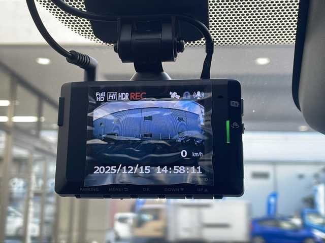 トヨタ アルファード Z 大阪府 2024(令6)年 1.9万km ブラック ワンオーナー/14型ナビ フルセグTV BT/全方位カメラ/左右独立ムーンルーフ/黒革シート/冷暖エアシート/パワーシート/両側パワースライドドア/パワーバックドア/デジタルインナーミラー/前後ドラレコ/ビルトイン2.0ETC/コーナーセンサー/衝突被害軽減ブレーキ/レーダークルーズコントロール/レーンアシスト/ブラインドスポットモニタ/オートマチックハイビーム/LEDオートヘッドライト/前後フォグライト/スマートキー 2個/パーキングアシスト/リア電動シェード/おくだけ充電/W サイド カーテン エアバッグ/禁煙車