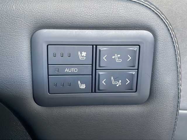 トヨタ アルファード Z 大阪府 2024(令6)年 1.9万km ブラック ワンオーナー/14型ナビ フルセグTV BT/全方位カメラ/左右独立ムーンルーフ/黒革シート/冷暖エアシート/パワーシート/両側パワースライドドア/パワーバックドア/デジタルインナーミラー/前後ドラレコ/ビルトイン2.0ETC/コーナーセンサー/衝突被害軽減ブレーキ/レーダークルーズコントロール/レーンアシスト/ブラインドスポットモニタ/オートマチックハイビーム/LEDオートヘッドライト/前後フォグライト/スマートキー 2個/パーキングアシスト/リア電動シェード/おくだけ充電/W サイド カーテン エアバッグ/禁煙車