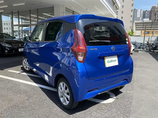 日産 デイズ X 広島県 2019(平31)年 3.2万km オーシャンブルーP 　　　　　○走行距離：31970km（入庫時）/純正ナビ/保証書＆取説あり/ETC/インテリジェントエマージェンシーブレーキ/車線逸脱サポート/SRSIエアバッグ/　（運転座席、助手席、サイド、カーテン）/ウィンカーミラー/オートライト/コーナーセンサー/全方位カメラ/　　　　　○タイヤ/・155/65   エペクッス/・R14ホイール/8本スポーク純正アルミホイール