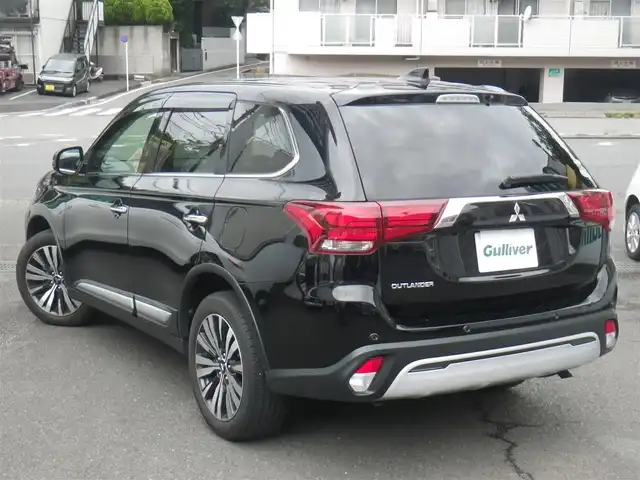 三菱 アウトランダー 24G 神奈川県 2019(令1)年 3.6万km アメジストブラック 4WD/ワンオーナー/純正SDナビ　フルセグTV/（Bluetooth/USB/DVD再生可/Mキャッチャー/SD）/マルチアラウンドモニター/クリアランスソナー/レーダークルーズコントロール/パワーバックドア/衝突軽減ブレーキ/車線逸脱警報/オートマチックハイビーム/誤発進抑制機能/ステアリングヒーター/LEDヘッドランプ/LEDフォグランプ/ドライブレコーダー/パドルシフト/スマートキーx2/ETC/取説書/保証書/点検記録/R2/5  R3/5  R4/5  R5/5  R6/4/6ヶ月点検記録/R2/11  R4/1  R4/12  R5/11