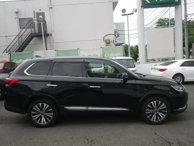 三菱 アウトランダー 24G 神奈川県 2019(令1)年 3.6万km アメジストブラック 4WD/ワンオーナー/純正SDナビ　フルセグTV/（Bluetooth/USB/DVD再生可/Mキャッチャー/SD）/マルチアラウンドモニター/クリアランスソナー/レーダークルーズコントロール/パワーバックドア/衝突軽減ブレーキ/車線逸脱警報/オートマチックハイビーム/誤発進抑制機能/ステアリングヒーター/LEDヘッドランプ/LEDフォグランプ/ドライブレコーダー/パドルシフト/スマートキーx2/ETC/取説書/保証書/点検記録/R2/5  R3/5  R4/5  R5/5  R6/4/6ヶ月点検記録/R2/11  R4/1  R4/12  R5/11