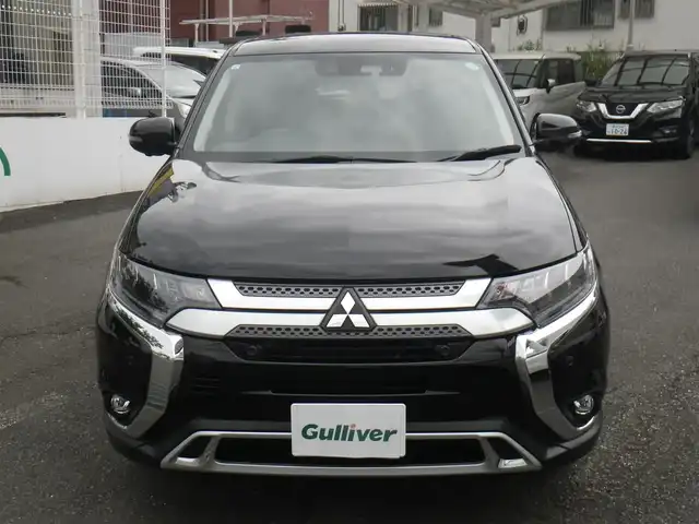 三菱 アウトランダー 24G 神奈川県 2019(令1)年 3.6万km アメジストブラック 4WD/ワンオーナー/純正SDナビ　フルセグTV/（Bluetooth/USB/DVD再生可/Mキャッチャー/SD）/マルチアラウンドモニター/クリアランスソナー/レーダークルーズコントロール/パワーバックドア/衝突軽減ブレーキ/車線逸脱警報/オートマチックハイビーム/誤発進抑制機能/ステアリングヒーター/LEDヘッドランプ/LEDフォグランプ/ドライブレコーダー/パドルシフト/スマートキーx2/ETC/取説書/保証書/点検記録/R2/5  R3/5  R4/5  R5/5  R6/4/6ヶ月点検記録/R2/11  R4/1  R4/12  R5/11