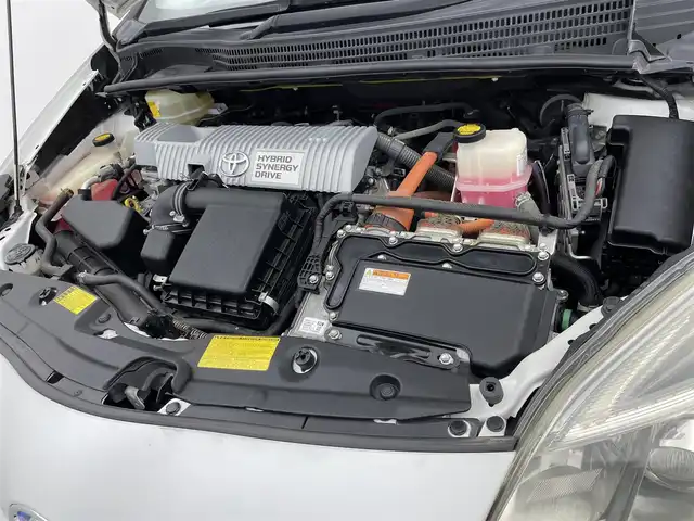 トヨタ プリウス S ツーリングセレクション 宮城県 2013(平25)年 4.9万km ホワイトパールクリスタルシャイン 純正ナビ　/バックカメラ　/ＥＴＣ　/ＨＩＤヘッドランプ　/オートライト　/フルセグＴＶ　/ＣＤ／ＤＶＤ　/Ｂｌｕｅｔｏｏｔｈオーディオ　/スマートキー　/純正１７インチアルミホイール/フルオートエアコン/禁煙車