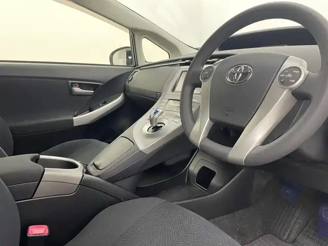 トヨタ プリウス S ツーリングセレクション 宮城県 2013(平25)年 4.9万km ホワイトパールクリスタルシャイン 純正ナビ　/バックカメラ　/ＥＴＣ　/ＨＩＤヘッドランプ　/オートライト　/フルセグＴＶ　/ＣＤ／ＤＶＤ　/Ｂｌｕｅｔｏｏｔｈオーディオ　/スマートキー　/純正１７インチアルミホイール/フルオートエアコン/禁煙車