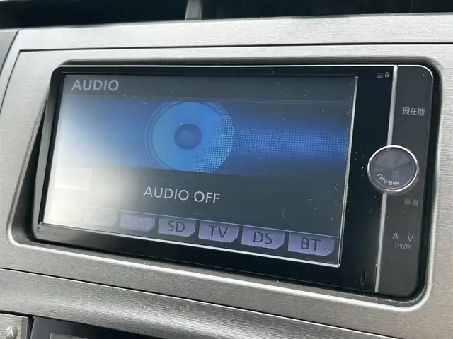 トヨタ プリウス ＰＨＶ S 東京都 2013(平25)年 4.1万km シルバーM 純正ナビ/フルセグTV/Bluetoothオーディオ/DVD再生/バックカメラ/ETC/スマートキー/ドライブレコーダー/前席シートヒーター/ステアリングヒーター/HIDヘッドランプ