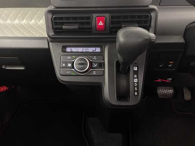 ダイハツ タント X セレクション 新潟県 2020(令2)年 4.1万km ブラックマイカメタリック 4WD/社外ナビ/　　フルセグ/CD/DVD/BT/バックカメラ/片側パワースライドドア/LEDオートライト/シートヒーター/ステアリングスイッチ/スタッドレスタイヤ車載/アイドリングストップ/スマートキー/ETC