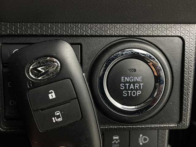 ダイハツ タント X セレクション 新潟県 2020(令2)年 4.1万km ブラックマイカメタリック 4WD/社外ナビ/　　フルセグ/CD/DVD/BT/バックカメラ/片側パワースライドドア/LEDオートライト/シートヒーター/ステアリングスイッチ/スタッドレスタイヤ車載/アイドリングストップ/スマートキー/ETC