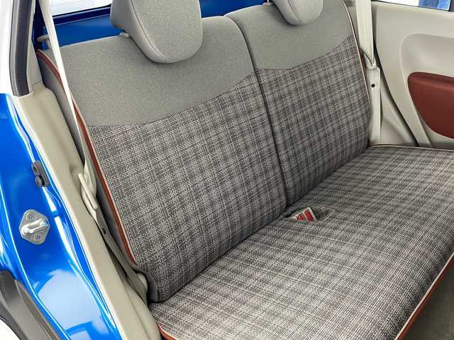 スズキ ラパン S セレクション 宮崎県 2018(平30)年 4.9万km ブリスクブルーメタリック/ホワイト2トーンルーフ レーダーブレーキサポート/純正7インチメモリナビ/ワンセグTV/シートヒーター/LEDヘッドライト/ETC/アイドリングストップ/プッシュスタート/純正フロアマット/スマートキー×2/保証書/取扱説明書