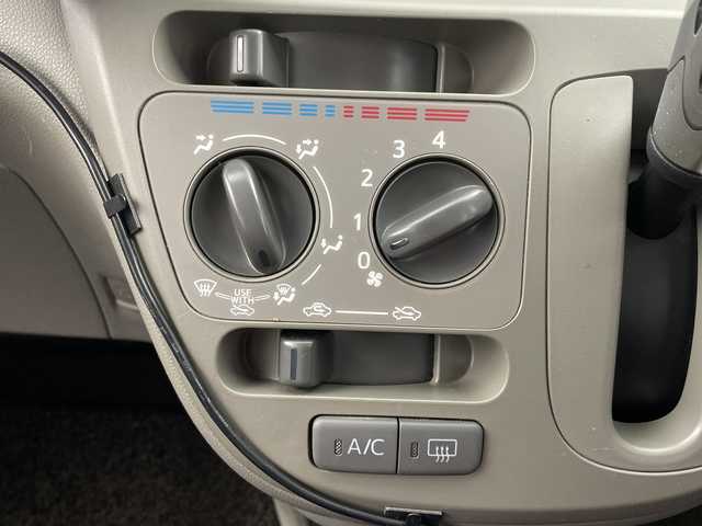 ダイハツ ミラ イース X メモリアルエディション 岐阜県 2013(平25)年 7.4万km アーバンナイトブルークリスタルメタリック 純正オーディオ/ (AM/FM/CD/AUX)/ポータブルナビ/エアコン/パワーウィンドウ/リモコンキー/純正アルミホイール/フロアマット/ドアバイザー/アイドリングストップ/革調シートカバー