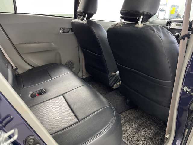 ダイハツ ミラ イース X メモリアルエディション 岐阜県 2013(平25)年 7.4万km アーバンナイトブルークリスタルメタリック 純正オーディオ/ (AM/FM/CD/AUX)/ポータブルナビ/エアコン/パワーウィンドウ/リモコンキー/純正アルミホイール/フロアマット/ドアバイザー/アイドリングストップ/革調シートカバー