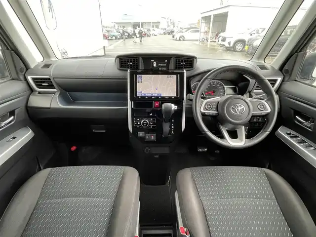 トヨタ ルーミー カスタムG－T 佐賀県 2021(令3)年 6.8万km パールホワイトⅢ ワンオーナー/純正SDナビゲーション/Bluetooth・CD・USB・フルセグ・AM・FM/前後ドライブレコーダー/ビルトインETC/両側パワースライドドア/AUTOHOLD/電子パーキング/リアカーテン/ISOFIX/ステアリングリモコン/純正15インチアルミホイール/純正LEDヘッドライト/純正フォグライト/純正フロアマット/純正ドアバイザー/Toyota sasety sence/・プリクラッシュセーフティ/・レーントレーシングアシスト/・レーダークルーズコントロール/・レーンディパーチャーアラート/・プロアクティブドライビングアシスト