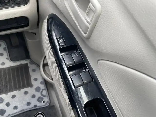 日産 デイズ J 熊本県 2015(平27)年 8.8万km ホワイト 社外ＳＤナビ/・AM/FM/CD/ワンセグTV/USB/外部入力/ドライブレコーダー前後/ＬＥＤヘッドライト/・ヘッドライトレベライザー/電動格納ミラー/純正ドアバイザー/リモコンキー/社外フロアマット/ABS/エアバッグW