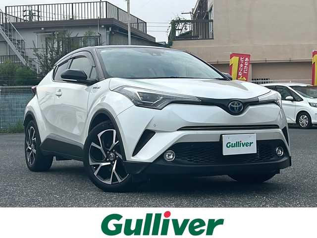 トヨタ Ｃ－ＨＲ G 愛知県 2018(平30)年 7.7万km ブラック/ホワイトパールクリスタルシャイン 2トーン 登録時走行距離77006Km/ディーラー7インチSDナビ/(Bluetooth/フルセグTV/DVD)/バックカメラ/ドラレコ前/ブラインドスポットモニター/トヨタセーフティーセンス/プリクラッシュセーフティー/レーンディパーチャーアラート/オートマチックハイビーム/革巻きステアリング/オービス対応式レーダー探知機/ビルトインETC/電動パーキング/オートホールドパーキング/スマートキー/(スペアキー×1)/純正R18AW/取説/保証書