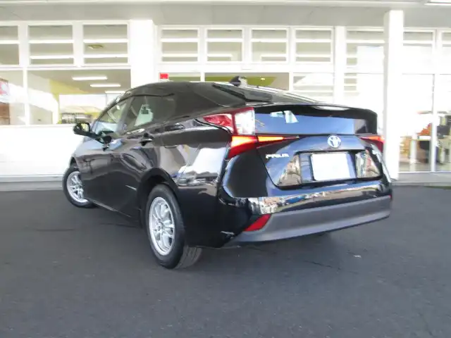 トヨタ プリウス SセーフティプラスⅡ 千葉県 2022(令4)年 3万km アティチュードブラックマイカ 純正ディスプレイオーディオ/【ナビ・フルセグ/BT/USB】/バックカメラ/トヨタセーフティセンス/LEDヘッドライト/LEDフォグランプ/フロント・リアコーナーセンサー/前後ドライブレコーダー/ウインカードアミラー/クルーズコントロール/革巻きステアリング/AC100V1500W/純正シートカバー/社外レーダー/スマートキー/トノカバー/純正ETC/BSM