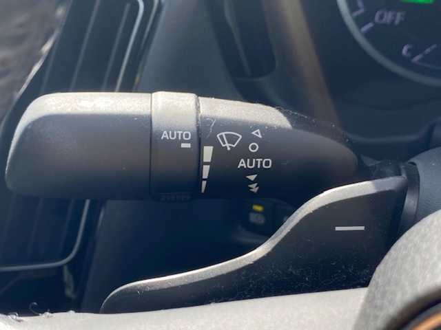 トヨタ クラウン ハイブリッド RS アドバンス 兵庫県 2018(平30)年 8.5万km ホワイトパールクリスタルシャイン 純正メーカーナビ/・BT/・AM/FM/・フルセグTV/パノラミックビューモニター/トヨタセーフティセンス/BSM/HUD/RCTA/RCD/コーナーセンサー/ステアリングヒーター/パワーシート/前後ドラレコ/シートヒーター/レーダークルーズコントロール/ビルトインETC/純正アルミ付きサマータイヤあり/パドルシフト