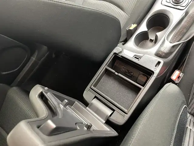 マツダ アクセラ スポーツ 15S 福井県 2015(平27)年 5.8万km ジェットブラックマイカ 純正メーカーオプションSDナビ （FM/AM/BT/CD/DVD/USB）/社外ドライブレコーダー /MTモード付AT /バックカメラ /社外ETC /純正アルミホイール /クルーズコントロール /純正LEDライト