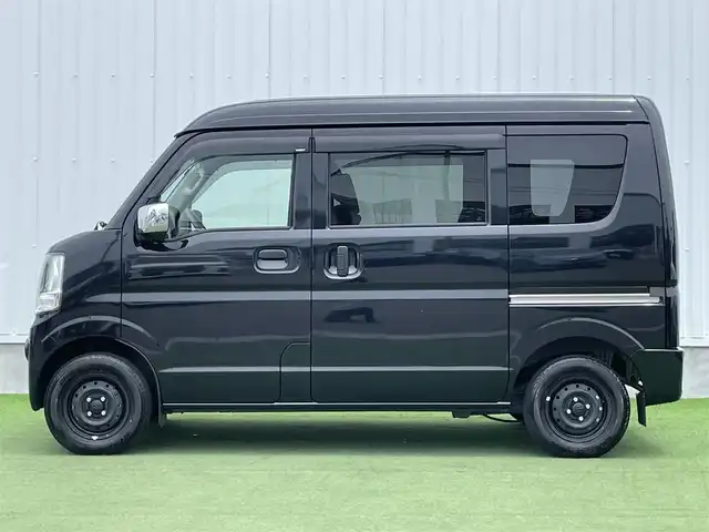スズキ エブリイ JOIN 香川県 2020(令2)年 0.6万km ブルーイッシュブラックパール3 登録時走行距離　5517km/純正ナビ/→AM/FM/フルセグTV/Bluetooth/→CD/DVD再生/MTモード付き/純正ラバーフロアマット/両側スライドドア/オートライト/フォグランプ/デュアルカメラブレーキサポート/→衝突被害軽減ブレーキシステム/→レーンディパーチャーアラート/→横滑り防止装置/クリアランスソナー/2速発進/インテリジェントキー/スペアキー