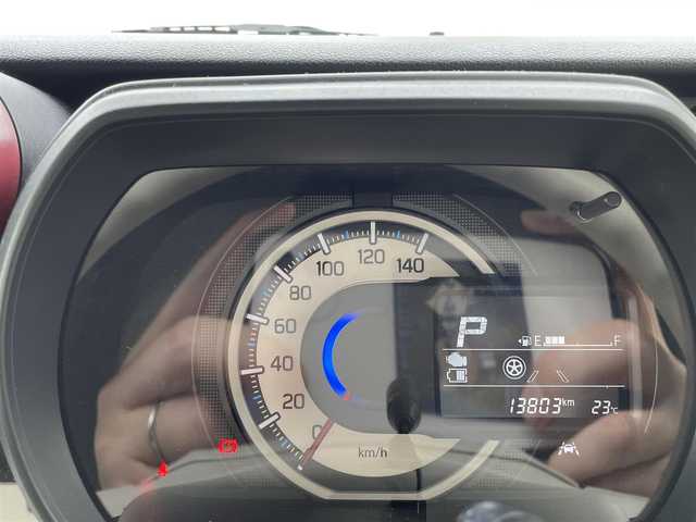 スズキ スペーシア HYBRID X 宮城県 2022(令4)年 1.4万km アーバンブラウンパールメタリック 登録時走行距離13803キロ/4WD/ディーラーナビ（AM・FM・BT・CD・DVD）/両側パワースライドドア/全方位カメラ/バックカメラ/アイドリングストップ/シートヒーター（運転席、助手席）/2列目サンシェード/ステアリングスイッチ/電動格納ミラー
