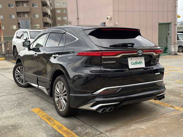 トヨタ ハリアー ハイブリッド Z 大分県 2021(令3)年 7.6万km プレシャスブラックパール パノラマ調光ムーンルーフ/モデリスタフルエアロ/12.3インチJBLナビ/全方位カメラ/レーダークルーズコントロール/ハーフレザー/パワーシート/ETC2.0/デジタルインナーミラー/ヘッドアップディスプレイ/前後コーナーセンサー/ドライブレコーダー/オートマティックハイビーム