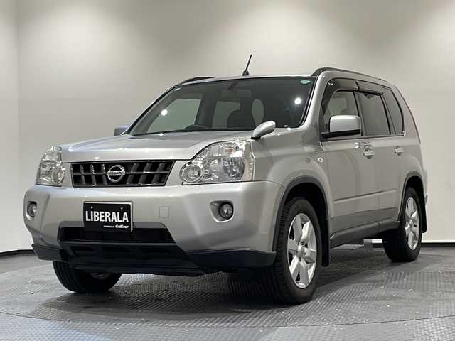 日産 エクストレイル 20X 新潟県 2009(平21)年 8.2万km ダイヤモンドシルバー ワンオーナー/ALL MODE 4x4-i/ヨーモーメントコントロール/ヒルディセントコントロール/ヒルスタートアシスト/ビークルダイナミクスコントロール/社外AVナビゲーション/(CD/SD/Bluetooth/FM/AM/ワンセグTV)/ETC/インテリジェントキー/スペアキー/純正アルミホイール/純正フロアマット/ドアバイザー/保証書/取扱説明書