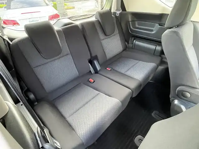 ホンダ フリード ハイブリット G ブラックスタイル 埼玉県 2022(令4)年 2.7万km シルバーミストグリーンM ワンオーナー/ホンダセンシング/純正９型ナビTV/バックカメラ/前後ドラレコ/ビルトインＥＴＣ/両側パワースライドドア/ＬＥＤヘッドライト/プッシュスタート/スマートキー/保証書付整備手帳/取扱説明書