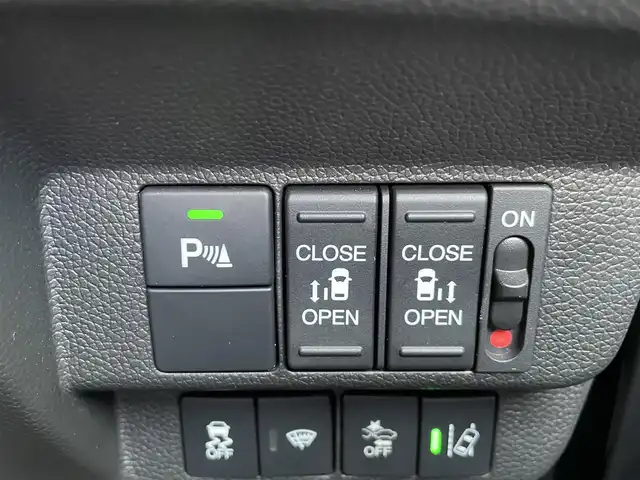 ホンダ フリード ハイブリット G ブラックスタイル 埼玉県 2022(令4)年 2.7万km シルバーミストグリーンM ワンオーナー/ホンダセンシング/純正９型ナビTV/バックカメラ/前後ドラレコ/ビルトインＥＴＣ/両側パワースライドドア/ＬＥＤヘッドライト/プッシュスタート/スマートキー/保証書付整備手帳/取扱説明書