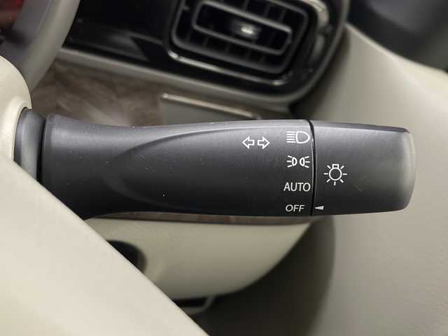 スズキ ラパン モード 長崎県 2020(令2)年 6.7万km フォーンベージュM 社外メモリナビ/（フルセグ/DVD/CD/BTA）/全方位カメラ装着車両（ナビ連動無し）/衝突軽減ブレーキ/レーンキープアシスト/横滑り防止装置/社外13インチアルミホイール/純正LEDヘッドライト/シートヒーター（D+N席）/ステアリングスイッチ/オートライト/スペアキー/保証書/取扱説明書