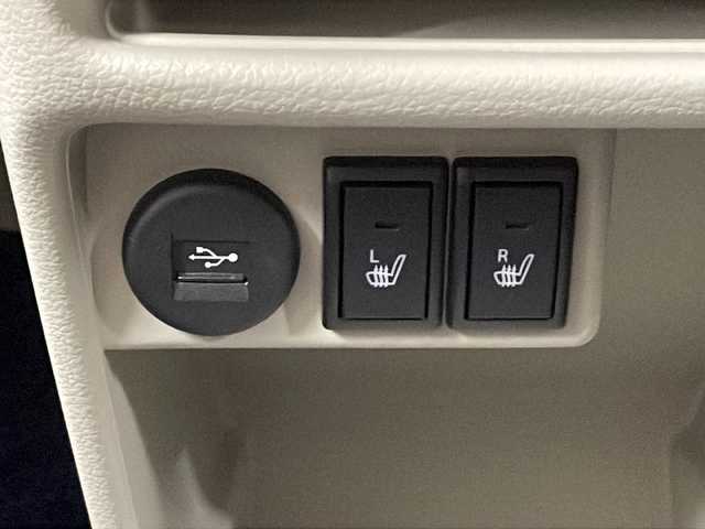 スズキ ラパン モード 長崎県 2020(令2)年 6.7万km フォーンベージュM 社外メモリナビ/（フルセグ/DVD/CD/BTA）/全方位カメラ装着車両（ナビ連動無し）/衝突軽減ブレーキ/レーンキープアシスト/横滑り防止装置/社外13インチアルミホイール/純正LEDヘッドライト/シートヒーター（D+N席）/ステアリングスイッチ/オートライト/スペアキー/保証書/取扱説明書