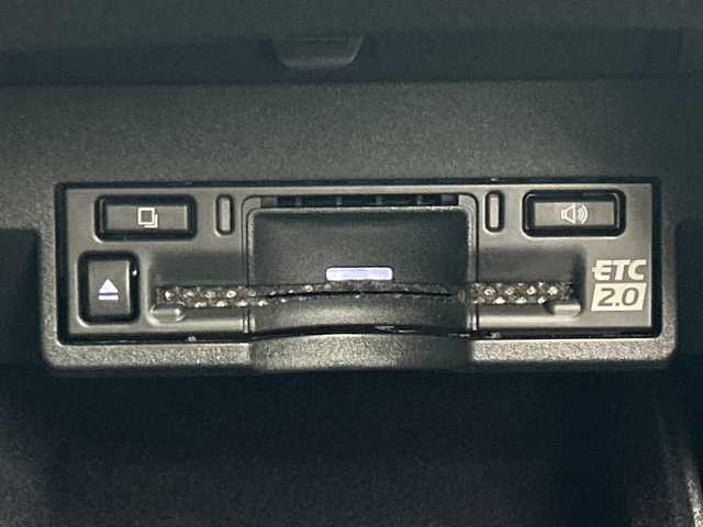 レクサス ＮＸ 350h Fスポーツ 三重県 2023(令5)年 3.3万km グラファイトブラックガラスフレーク /禁煙車//レクサスセーフティシステムプラス/　・プリクラッシュセーフティー/　・レーンチェンジアシスト/　・レーントレーシングアシスト/　・レーンディパーチャーアラート/　・レーダークルーズコントロール/　・ブレードスキャンアダプティブハイビームシステム/　・アダプティブハイビームシステム/　・オートマチックハイビーム/　・ロードサインアシスト/　・先行発信告知機能/　・発信遅れ告知機能/　・ドライバーモニター連携/　・ドライバー異常時対応システム/　・プロアクティブドライビングアシスト/　・フロントクロストラフィックアラート//パノラミックビューモニター//パーキングサポートブレーキ//ブラインドスポットモニター//ヘッドアップディスプレイ//純正14インチディスプレイオーディオPlus//純正OPオレンジキャリパー//ムーンルーフ//3眼LED//DN席シートベンチレーション//ステアリングヒーター//純正ビルトインETC2.0//Fスポーツ専用本革スポーツシート//シートメモリー//ハンズフリー機能付きパワーバックドア//社外前方ドライブレコーダー//100V電源