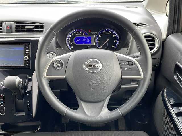 日産 デイズ ハイウェイスターG ターボ 新潟県 2017(平29)年 3.8万km ホワイトパール 4WD/純正SDナビ(MM316D-W)/CD/DVD/フルセグテレビ/全方位カメラ/ETC/衝突被害軽減ブレーキ/クルーズコントロール/ベンチシート/運転席シートヒーター/スマートキー/プッシュスタート/キセノンヘッドライト/オートライト/オートハイビーム/フォグランプ/社外14インチアルミホイール/純正15インチAW夏タイヤ車載